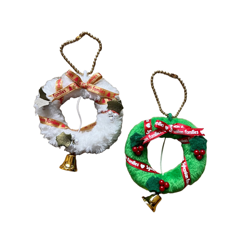 Vintage 2000s Sylvanian Families Calico Critters Christmas Wreath Ornament Set